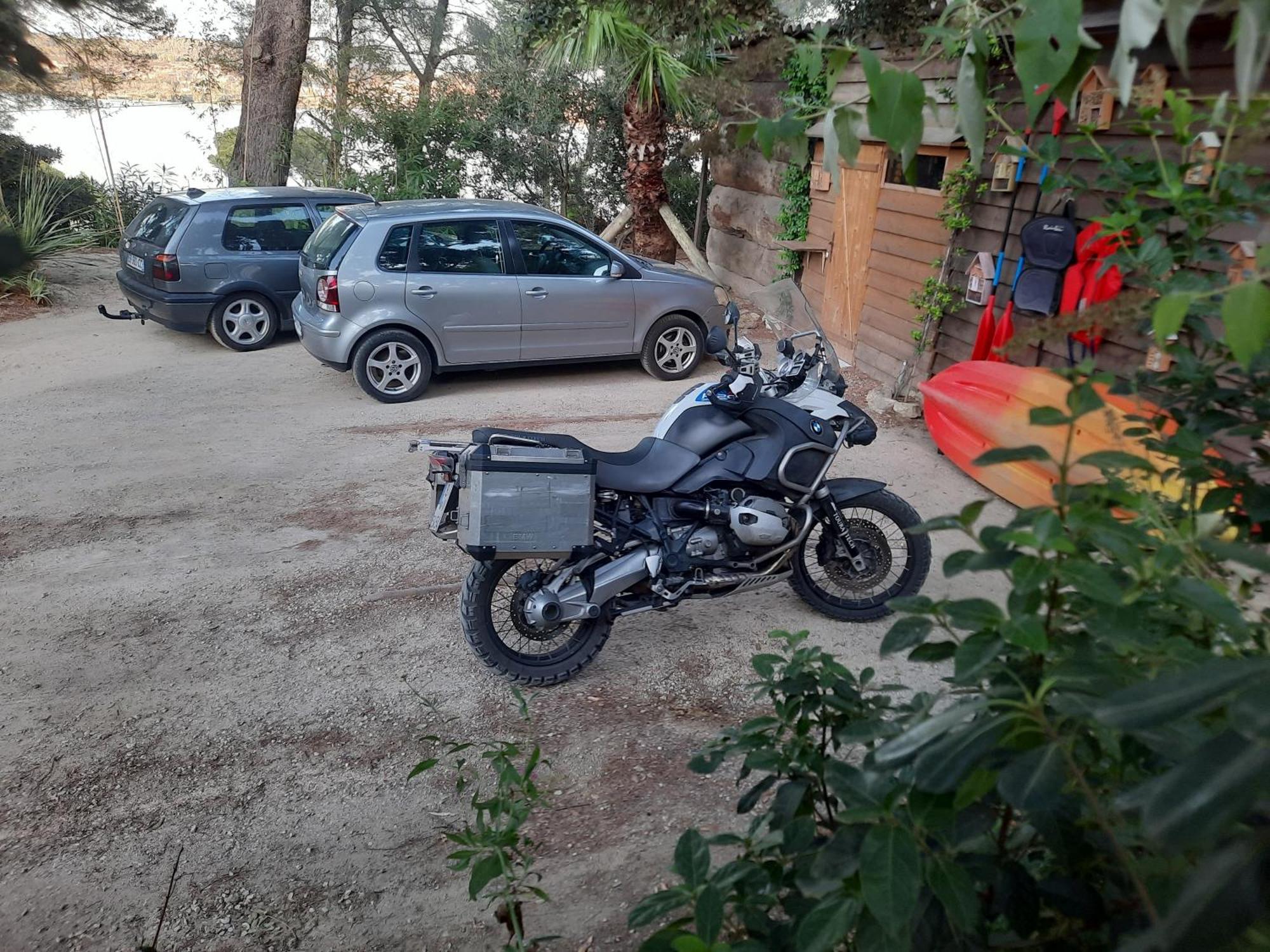 La Palmeraie Istres Bagian luar foto